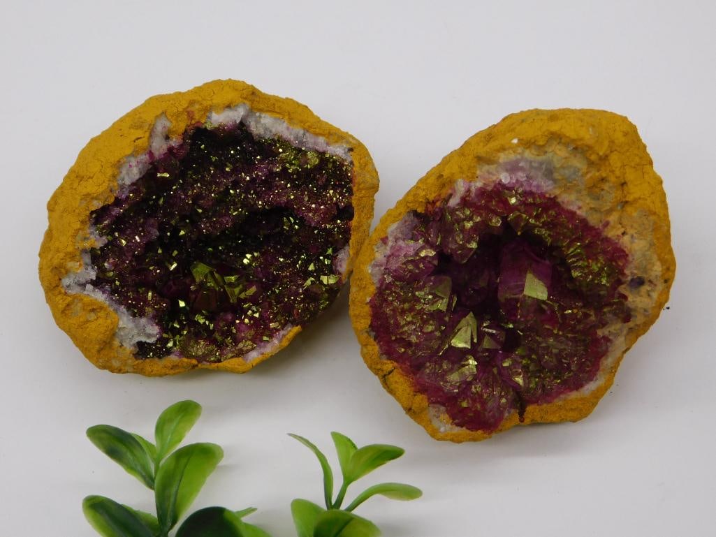 PINK AND GOLD GEODE ROCK STONE LAPIDARY SPECIMEN: PINK AND GOLD GEODE ROCK STONE LAPIDARY SPECIMEN