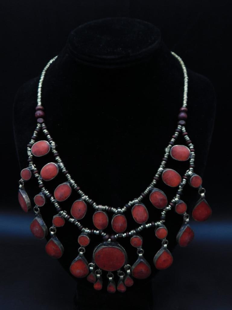 RED CORAL STATEMENT NECKLACE ROCK STONE LAPIDARY SPECIMEN: RED CORAL STATEMENT NECKLACE ROCK STONE LAPIDARY SPECIMEN
