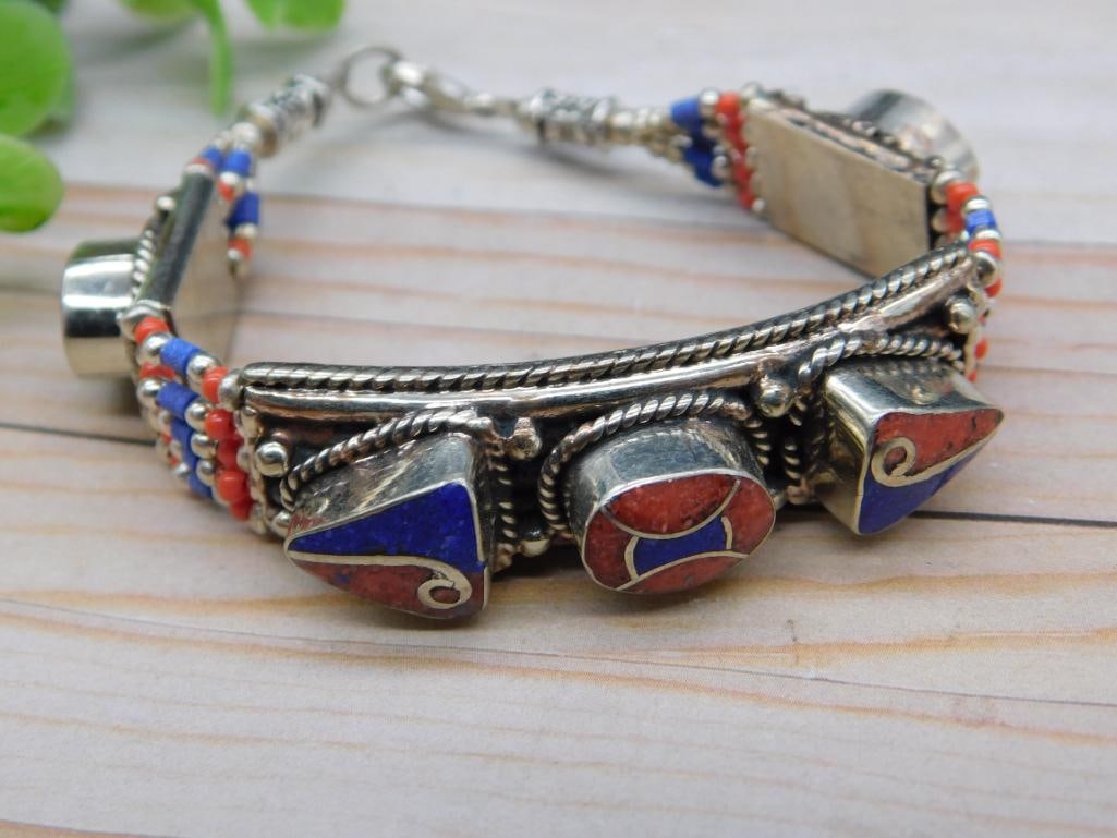 LAPIS LAZULI AND RED CORAL BRACELET ROCK STONE LAPIDARY SPECIMEN: LAPIS LAZULI AND RED CORAL BRACELET ROCK STONE LAPIDARY SPECIMEN