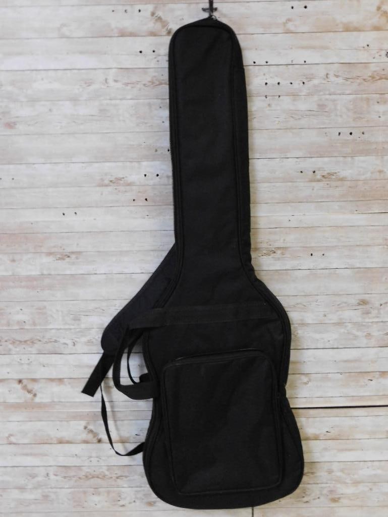 BLACK GUITAR CASE