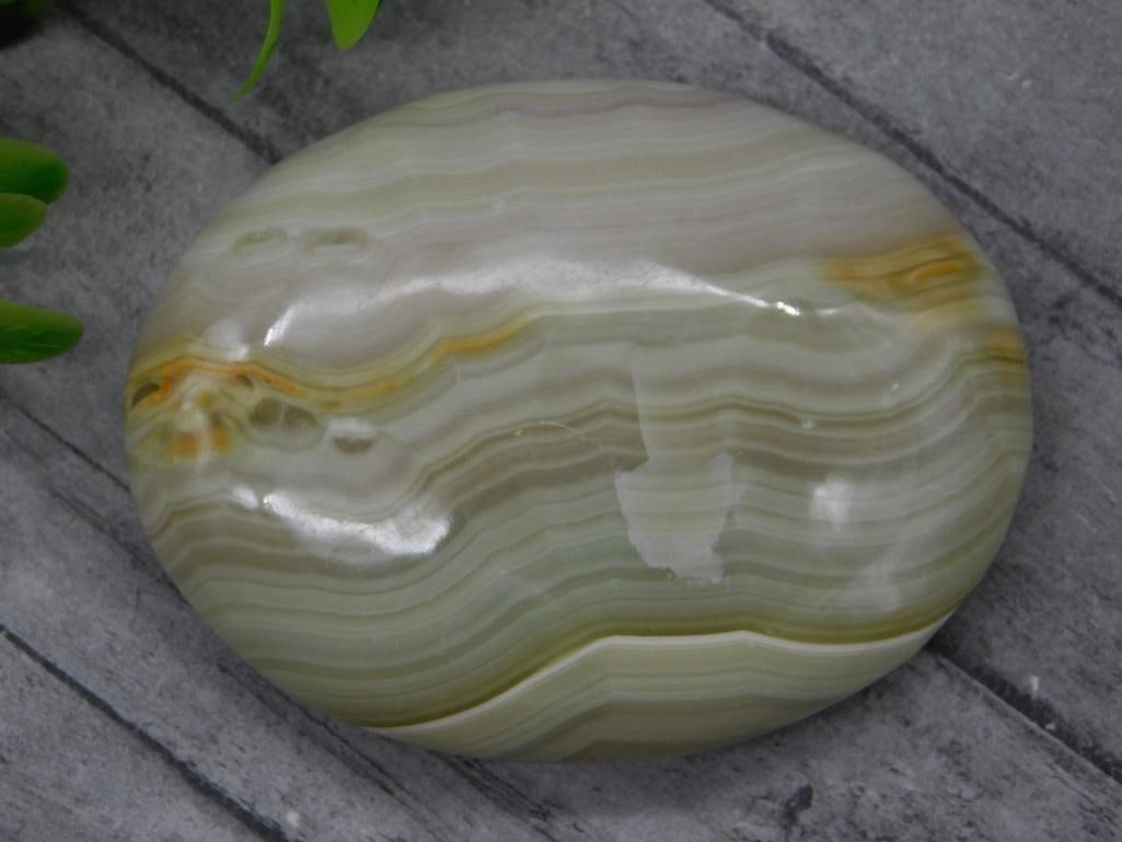 BANDED ONYX ROCK STONE LAPIDARY SPECIMEN (1 of 2)