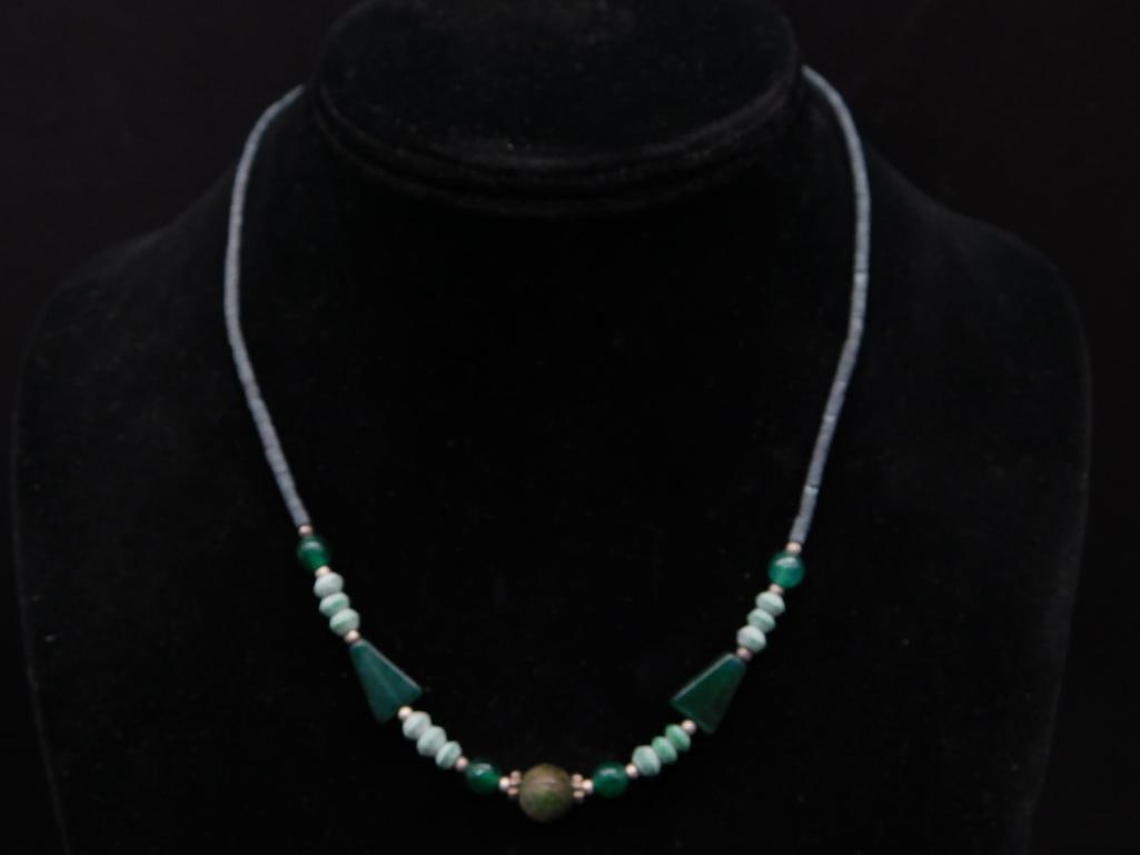 MIXED STONE NECKLACE ROCK STONE LAPIDARY SPECIMEN: MIXED STONE NECKLACE ROCK STONE LAPIDARY SPECIMEN — Part of our Discover Vintage Vault, Crystals and Gems auction at HATMAN'S Auctions! Please see photos for measurements and condition. YES, we