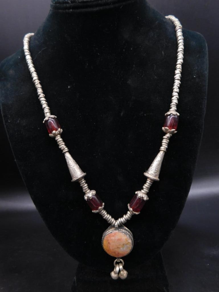 STONE NECKLACE WITH INTRICATE BEADS ROCK STONE LAPIDARY SPECIMEN: STONE NECKLACE WITH INTRICATE BEADS ROCK STONE LAPIDARY SPECIMEN — Part of our Discover Vintage Vault, Crystals and Gems auction at HATMAN'S Auctions! Please see photos for measurements and