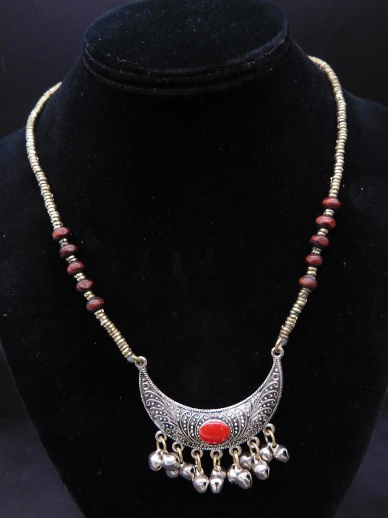 RED JASPER CRESCENT MOON NECKLACE WITH BELLS ROCK STONE LAPIDARY SPECIMEN: RED JASPER CRESCENT MOON NECKLACE WITH BELLS ROCK STONE LAPIDARY SPECIMEN — Part of our Discover Vintage Vault, Crystals and Gems auction at HATMAN'S Auctions! Please see photos for measurements and