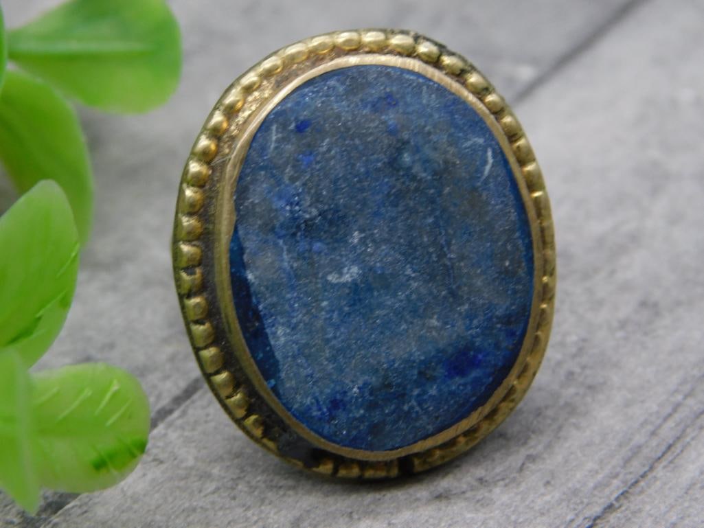 LAPIS LAZULI RING ROCK STONE LAPIDARY SPECIMEN: LAPIS LAZULI RING ROCK STONE LAPIDARY SPECIMEN — Part of our Discover Vintage Vault, Crystals and Gems auction at HATMAN'S Auctions! Please see photos for measurements and condition. YES, we have