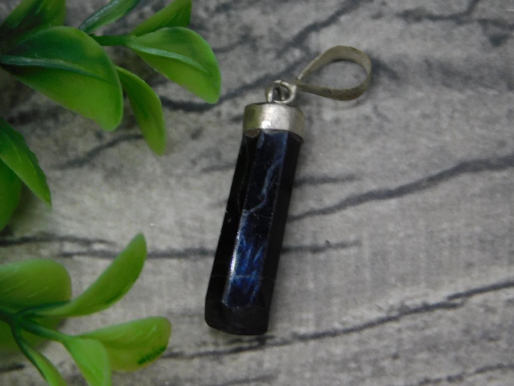 BLACK TOURMALINE PENDANT ROCK STONE LAPIDARY SPECIMEN: BLACK TOURMALINE PENDANT ROCK STONE LAPIDARY SPECIMEN — Part of our Discover Vintage Vault, Crystals and Gems auction at HATMAN'S Auctions! Please see photos for measurements and condition. YES, we