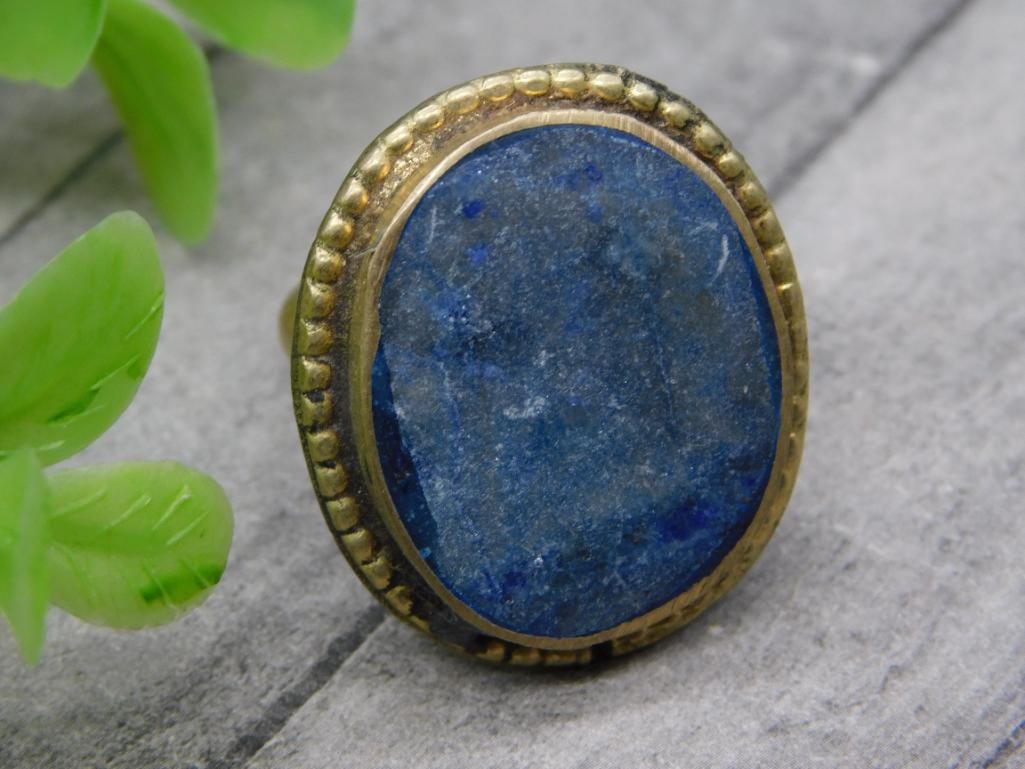 LAPIS LAZULI RING ROCK STONE LAPIDARY SPECIMEN: LAPIS LAZULI RING ROCK STONE LAPIDARY SPECIMEN — Part of our Discover Vintage Vault, Crystals and Gems auction at HATMAN'S Auctions! Please see photos for measurements and condition. YES, we have in