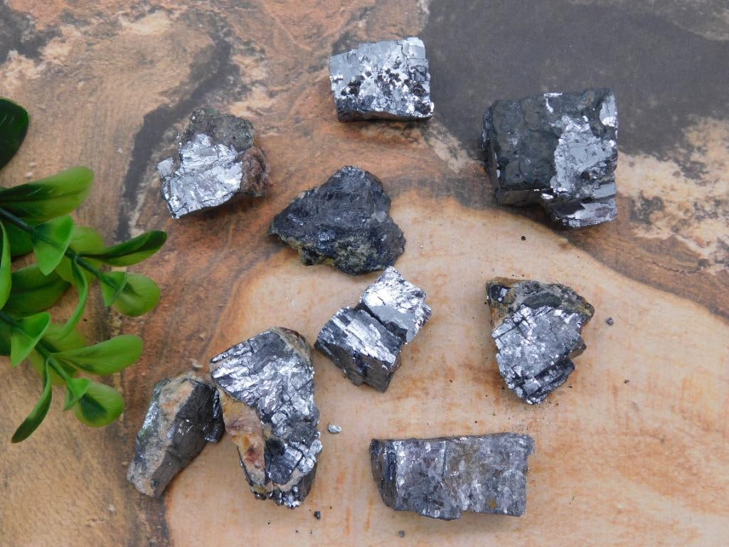 MIXED LOT ROCK STONE LAPIDARY SPECIMEN (1 of 2)