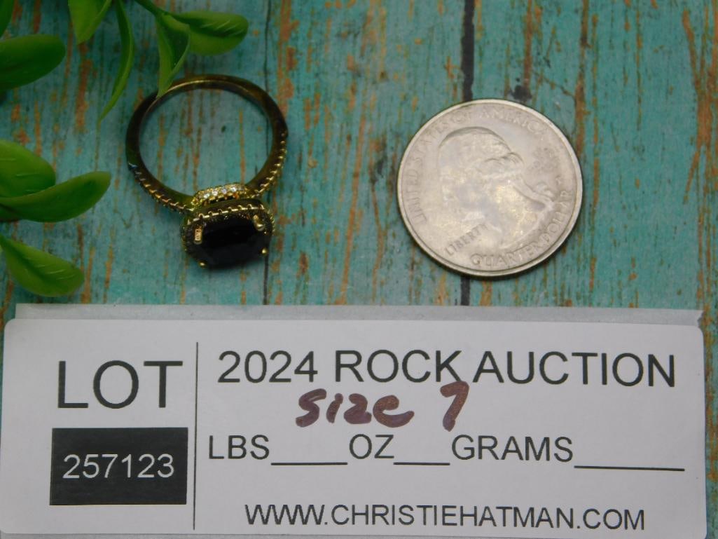 STONE RING ROCK STONE LAPIDARY SPECIMEN - 2