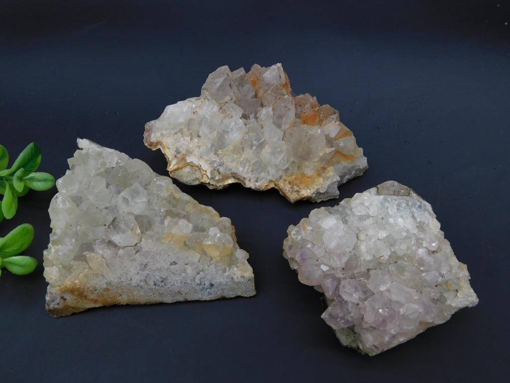AMETHYST ROCK STONE LAPIDARY SPECIMEN (1 of 3)