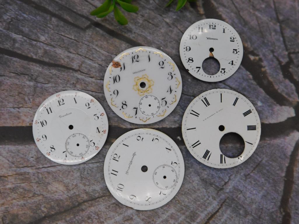 VINTAGE POCKET WATCH DIALS WATCHMAKER WATCHMAKING PARTS VINTAGE ANTIQUE (1 of 2)
