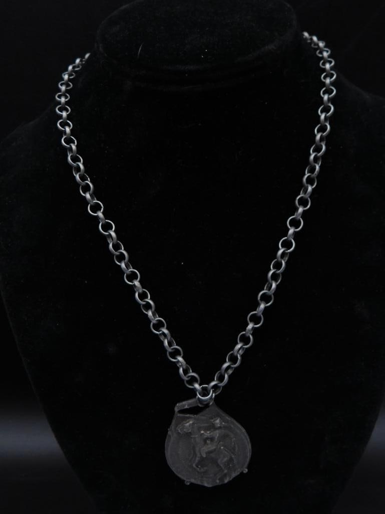 VINTAGE WATCH FOB ON CHAIN NECKLACE VINTAGE ANTIQUE (1 of 4)