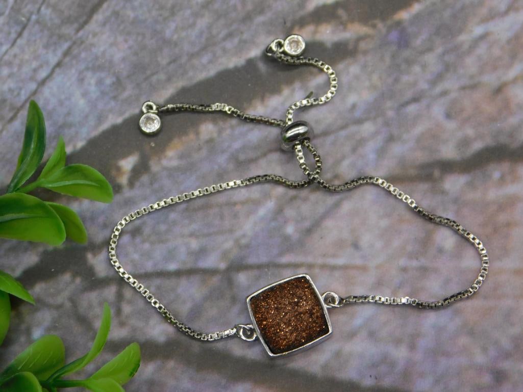 DRUZY QUARTZ ADJUSTABLE BRACELET ROCK STONE LAPIDARY SPECIMEN (1 of 2)
