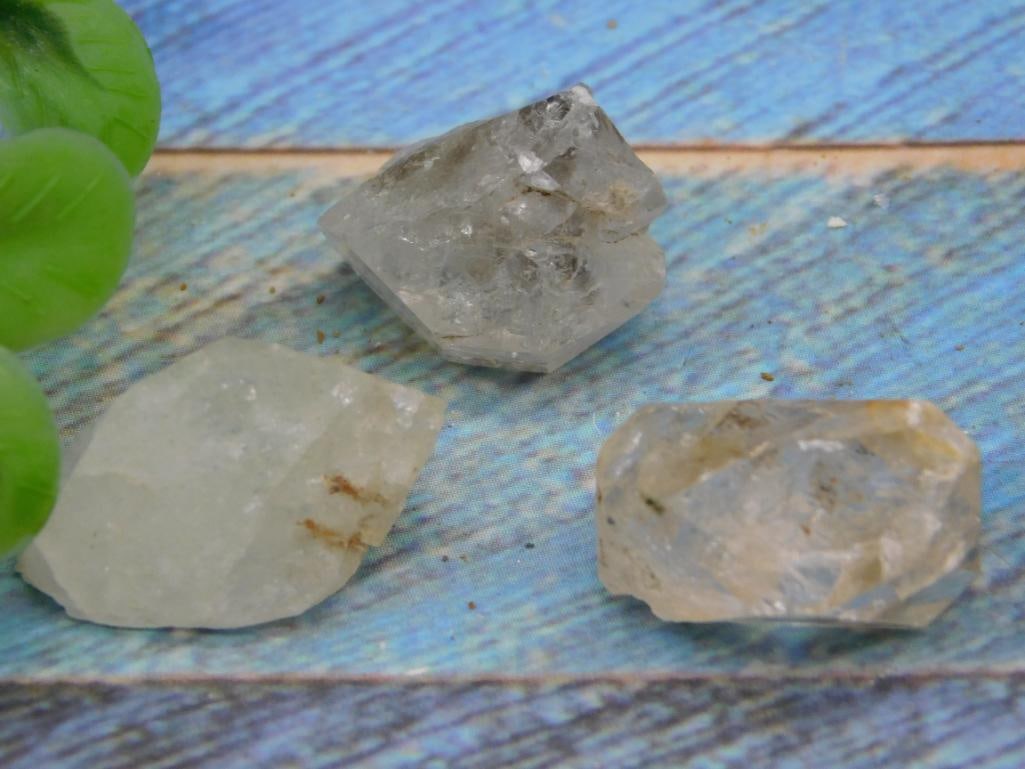 HERKIMER DIAMONDS ROCK STONE LAPIDARY SPECIMEN (1 of 2)