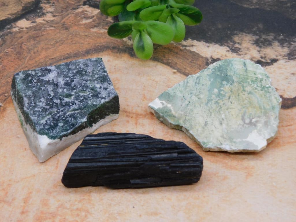 MIXED ROUGH LOT ROCK STONE LAPIDARY SPECIMEN (1 of 2)