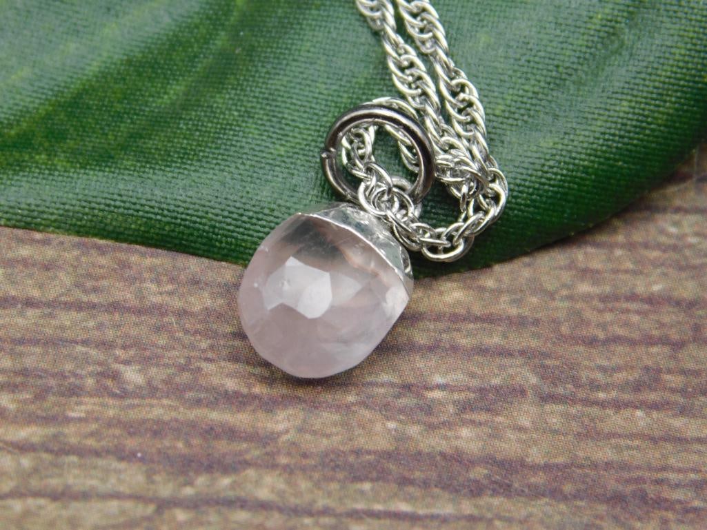 SPECIAL JEWELRY SALE! SEE PHOTOS FOR DETAILS: SPECIAL JEWELRY SALE! SEE PHOTOS FOR DETAILS - Part of our Discover Twilight Bazaar, Crystals and Gems auction at HATMAN'S Auctions! Please see photos for measurements and condition. YES, we have in-h
