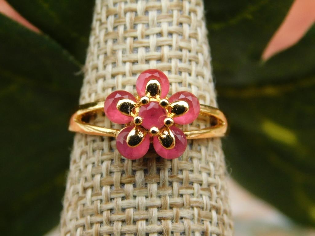 SPECIAL JEWELRY SALE! SEE PHOTOS FOR DETAILS: SPECIAL JEWELRY SALE! SEE PHOTOS FOR DETAILS - Part of our Discover Twilight Bazaar, Crystals and Gems auction at HATMAN'S Auctions! Please see photos for measurements and condition. YES, we have in-h