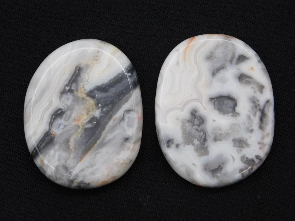CRAZY LACE ROCK STONE LAPIDARY SPECIMEN: CRAZY LACE ROCK STONE LAPIDARY SPECIMEN — Part of our Discover Curiosity Shop, Crystals and Gems auction at HATMAN'S Auctions! Please see photos for measurements and condition. YES, we have in-house
