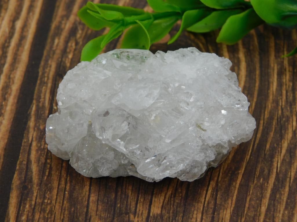 QUARTZ ROCK STONE LAPIDARY SPECIMEN: QUARTZ ROCK STONE LAPIDARY SPECIMEN — Part of our Discover Curiosity Shop, Crystals and Gems auction at HATMAN'S Auctions! Please see photos for measurements and condition. YES, we have in-house