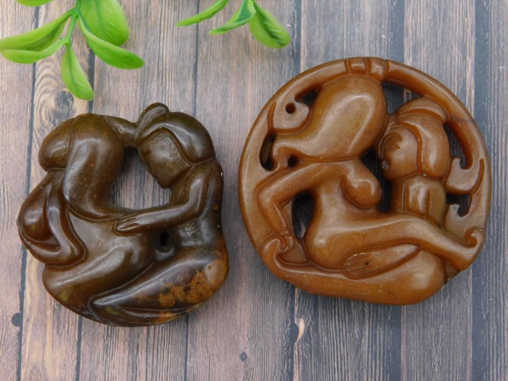 CARVED JADE ROCK STONE LAPIDARY SPECIMEN: CARVED JADE ROCK STONE LAPIDARY SPECIMEN — Part of our Discover The Grand Reveal, Crystals and Gems auction at HATMAN'S Auctions! Please see photos for measurements and condition. YES, we have