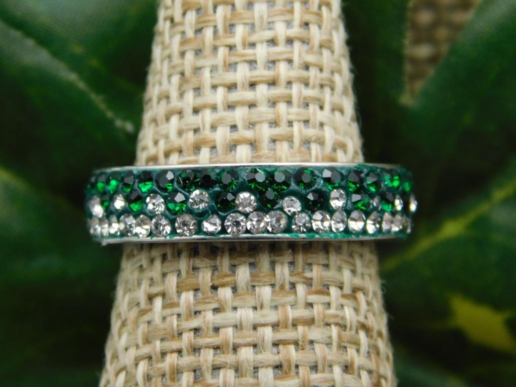 SPECIAL JEWELRY SALE! SEE PHOTOS FOR DETAILS: SPECIAL JEWELRY SALE! SEE PHOTOS FOR DETAILS - Part of our Discover Silver Lining, Crystals and Gems auction at HATMAN'S Auctions! Please see photos for measurements and condition. YES, we have in-hou