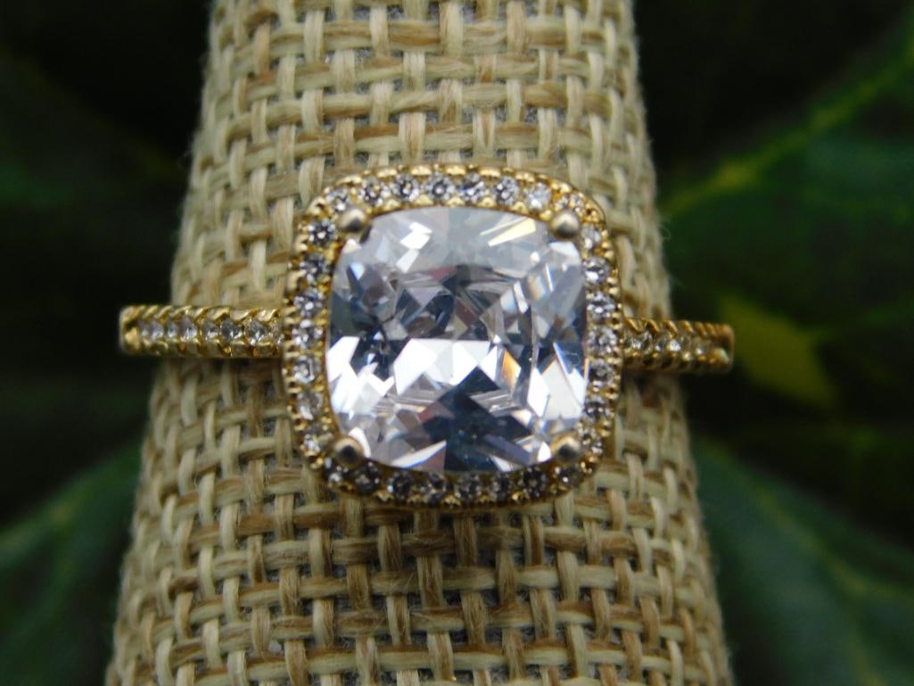SPECIAL JEWELRY SALE! SEE PHOTOS FOR DETAILS: SPECIAL JEWELRY SALE! SEE PHOTOS FOR DETAILS - Part of our Discover Silver Lining, Crystals and Gems auction at HATMAN'S Auctions! Please see photos for measurements and condition. YES, we have in-hou