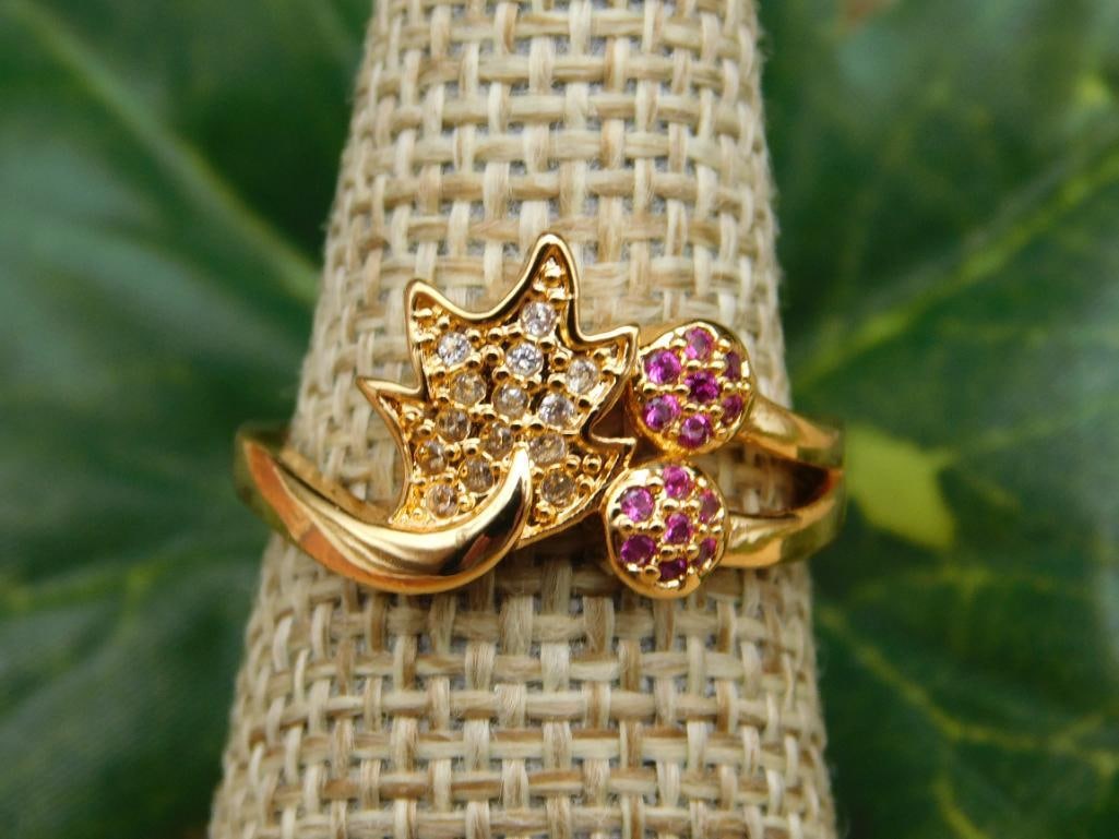 SPECIAL JEWELRY SALE! SEE PHOTOS FOR DETAILS: SPECIAL JEWELRY SALE! SEE PHOTOS FOR DETAILS - Part of our Discover Silver Lining, Crystals and Gems auction at HATMAN'S Auctions! Please see photos for measurements and condition. YES, we have in-hou