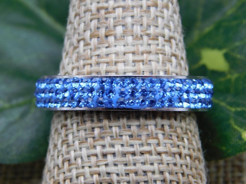 SPECIAL JEWELRY SALE! SEE PHOTOS FOR DETAILS: SPECIAL JEWELRY SALE! SEE PHOTOS FOR DETAILS - Part of our Discover Silver Lining, Crystals and Gems auction at HATMAN'S Auctions! Please see photos for measurements and condition. YES, we have