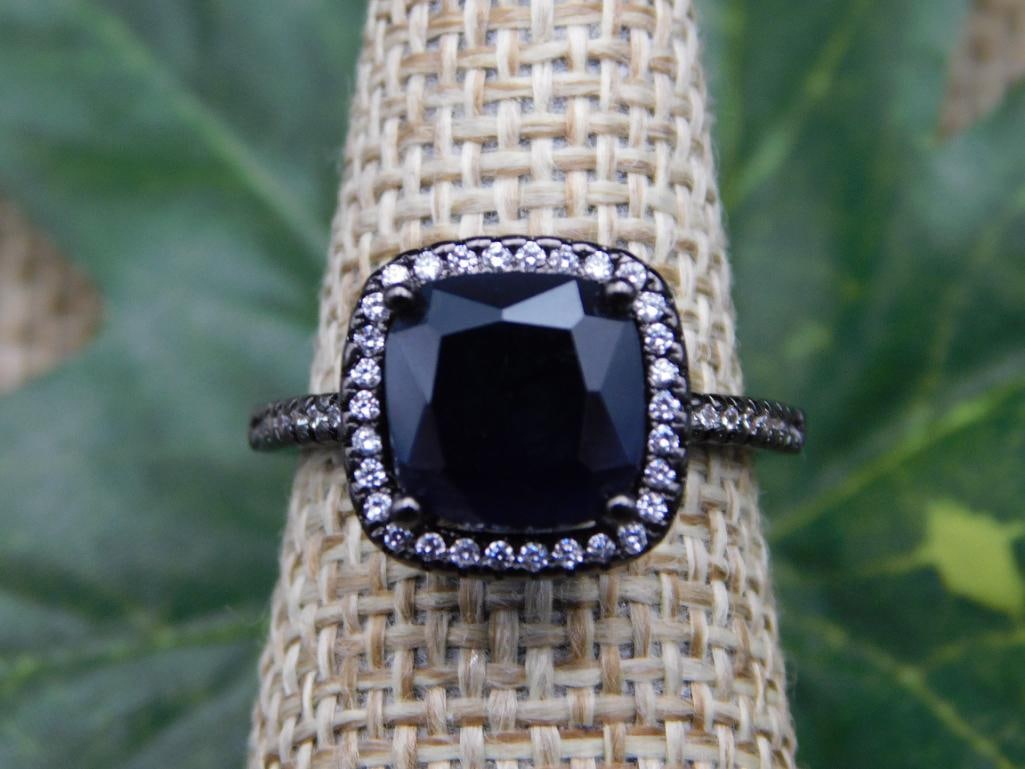 SPECIAL JEWELRY SALE! SEE PHOTOS FOR DETAILS: SPECIAL JEWELRY SALE! SEE PHOTOS FOR DETAILS - Part of our Discover Silver Lining, Crystals and Gems auction at HATMAN'S Auctions! Please see photos for measurements and condition. YES, we have in-hou