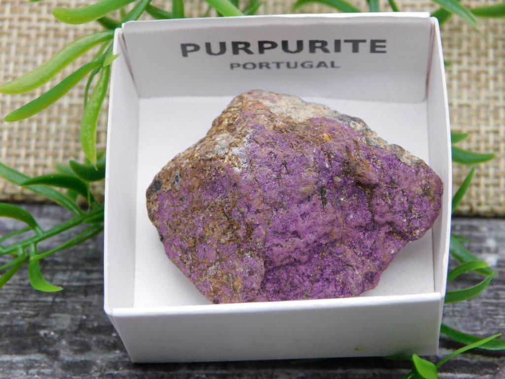 PURPURITE ROCK STONE LAPIDARY SPECIMEN: PURPURITE ROCK STONE LAPIDARY SPECIMEN - Part of our Discover Silver Lining, Crystals and Gems auction at HATMAN'S Auctions! Please see photos for measurements and condition. YES, we have in-house