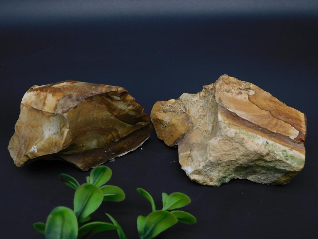 JASPER ROCK STONE LAPIDARY SPECIMEN: JASPER ROCK STONE LAPIDARY SPECIMEN — Part of our Discover Mystic Finds, Crystals and Gems auction at HATMAN'S Auctions! Please see photos for measurements and condition. YES, we have in-house