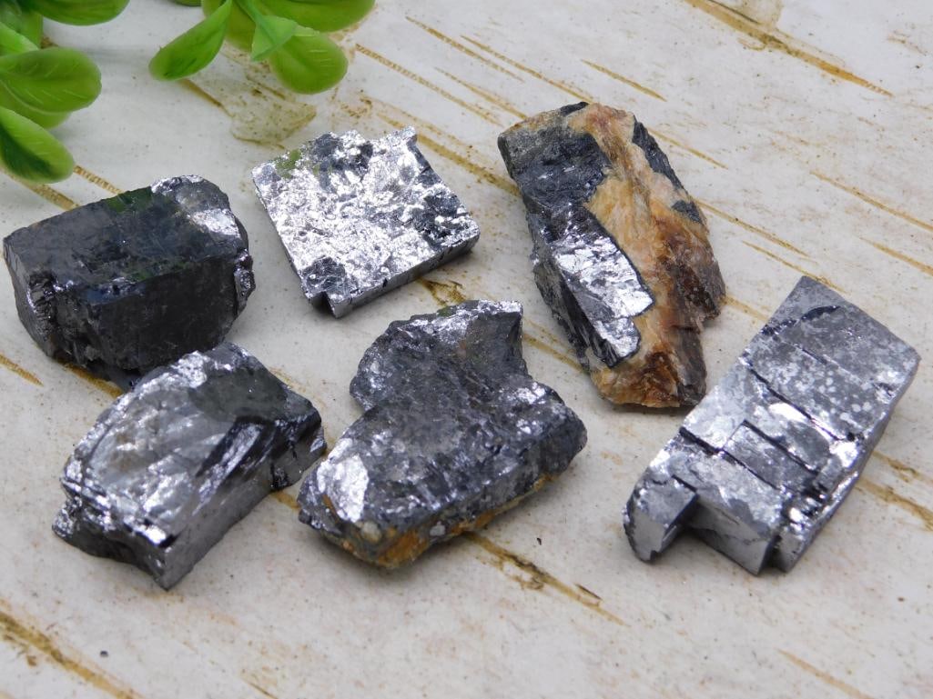 GALENA ROCK STONE LAPIDARY SPECIMEN: GALENA ROCK STONE LAPIDARY SPECIMEN — Part of our Discover Mystic Finds, Crystals and Gems auction at HATMAN'S Auctions! Please see photos for measurements and condition. YES, we have in-house