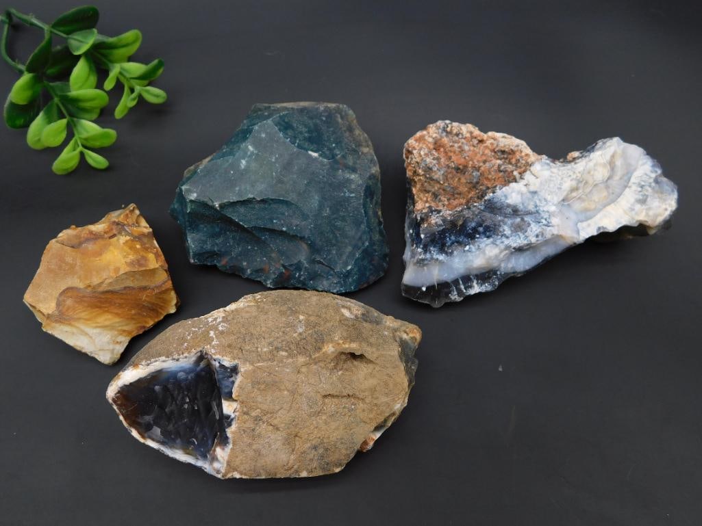 MIXED LOT ROCK STONE LAPIDARY SPECIMEN: MIXED LOT ROCK STONE LAPIDARY SPECIMEN — Part of our Discover Mystic Finds, Crystals and Gems auction at HATMAN'S Auctions! Please see photos for measurements and condition. YES, we have in-house sh
