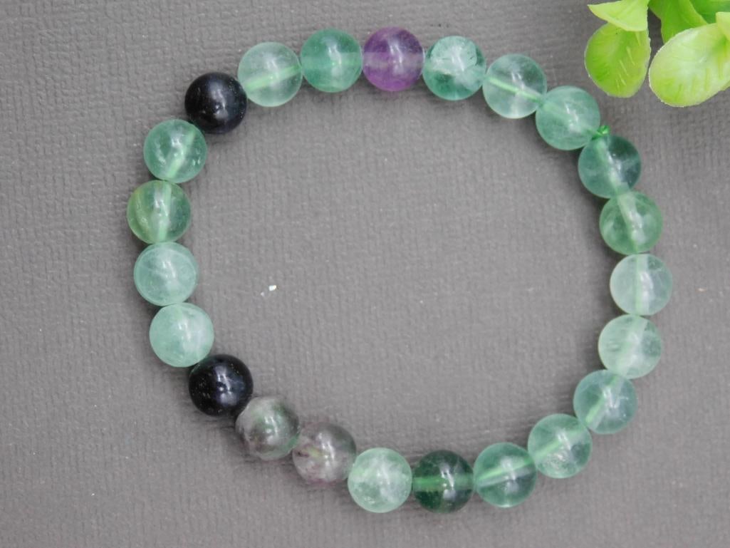Elastic Fluorite Beaded Bracelet ROCK STONE LAPIDARY SPECIMEN: Elastic Fluorite Beaded Bracelet ROCK STONE LAPIDARY SPECIMEN