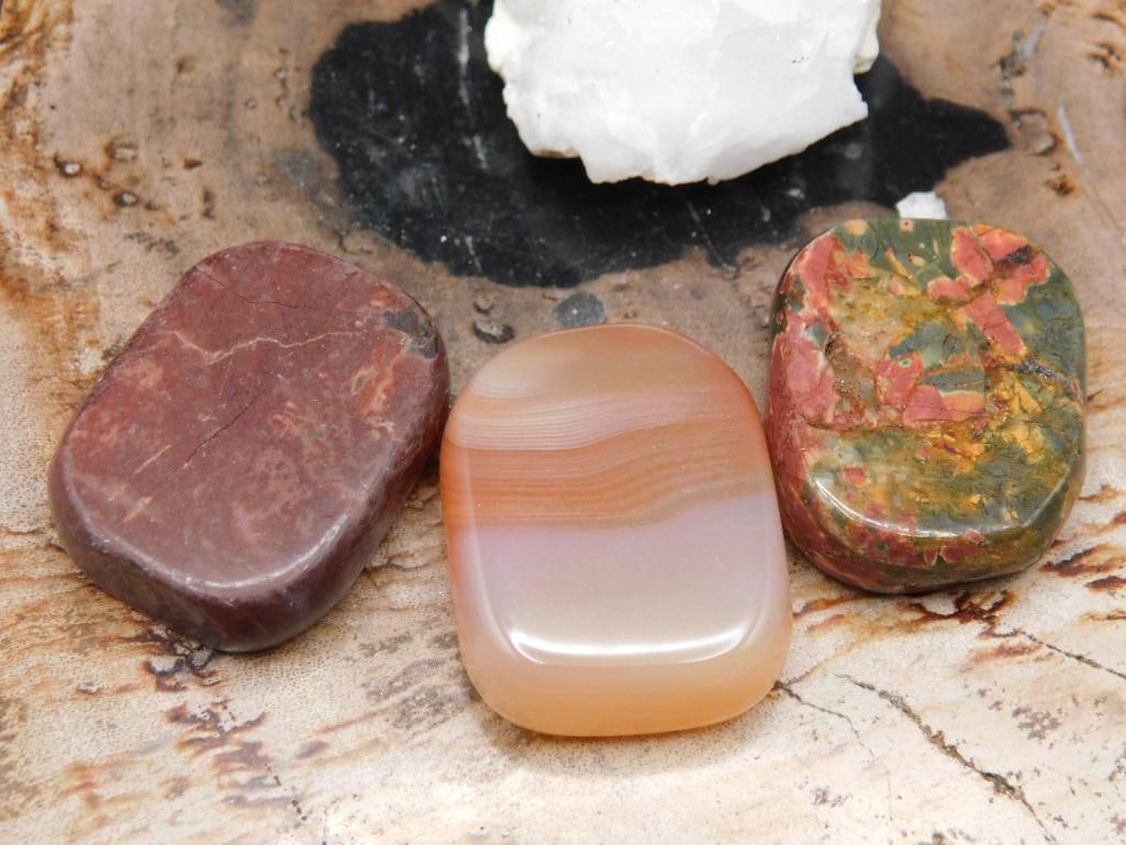 JEWELRY SALE! ROCK STONE LAPIDARY SPECIMEN (1 of 2)