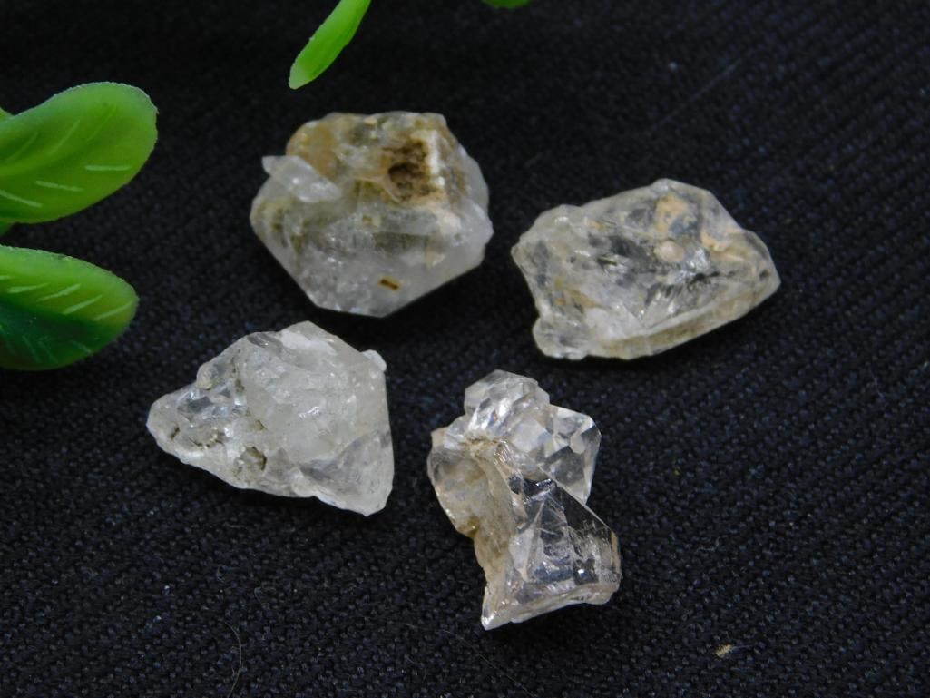 HERKIMER DIAMONDS ROCK STONE LAPIDARY SPECIMEN: HERKIMER DIAMONDS ROCK STONE LAPIDARY SPECIMEN