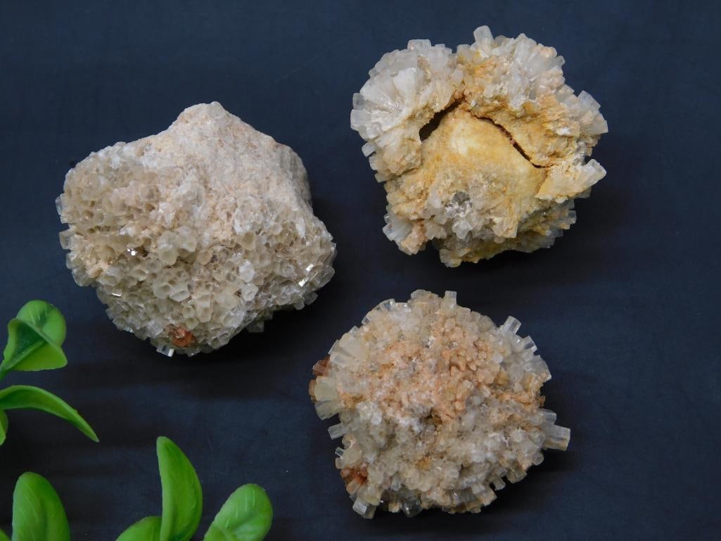 ARAGONITE ROCK STONE LAPIDARY SPECIMEN (1 of 2)
