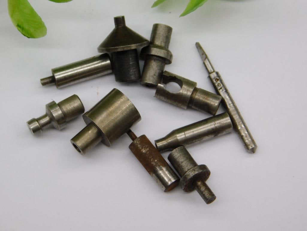 VINTAGE WATCHMAKER WATCHMAKING STUMP TOOLS 3116: Includes a mix of metal stump tools of varying shapes and sizes. Suitable for industrial applications or watchmaking projects requiring precision components. Made from durable metal materials for long