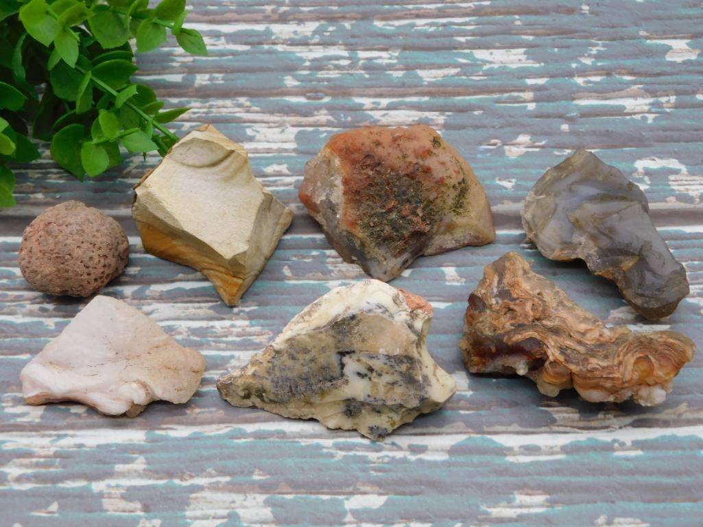 MIXED LOT ROCK STONE LAPIDARY SPECIMEN: MIXED LOT ROCK STONE LAPIDARY SPECIMEN