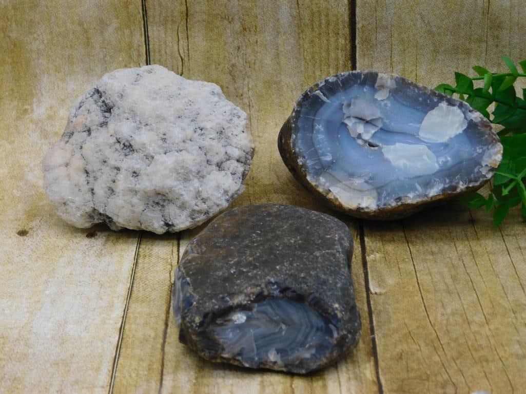 MIXED LOT ROCK STONE LAPIDARY SPECIMEN: MIXED LOT ROCK STONE LAPIDARY SPECIMEN