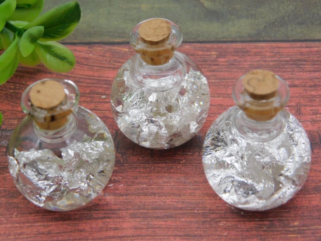 SILVER FLAKES IN BOTTLE ROCK STONE LAPIDARY SPECIMEN: SILVER FLAKES IN BOTTLE ROCK STONE LAPIDARY SPECIMEN