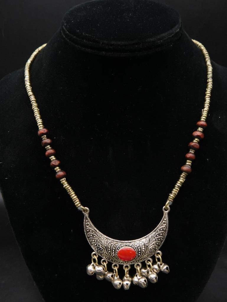 RED JASPER CRESCENT MOON NECKLACE WITH BELLS ROCK STONE LAPIDARY SPECIMEN: RED JASPER CRESCENT MOON NECKLACE WITH BELLS ROCK STONE LAPIDARY SPECIMEN