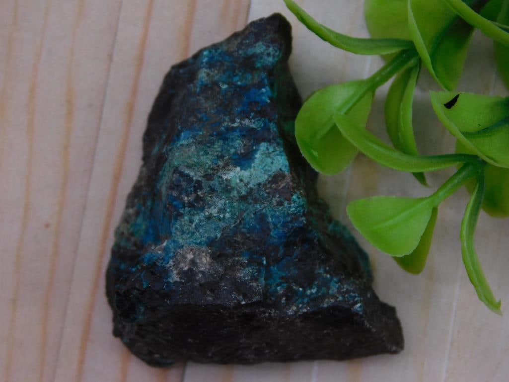 Chrysocolla ROCK STONE LAPIDARY SPECIMEN: Chrysocolla ROCK STONE LAPIDARY SPECIMEN