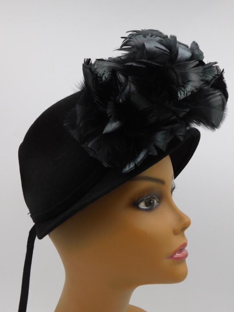 Vintage J.L. Hudson Co. Black Hat With Feather Accents: Vintage J.L. Hudson Co. Black Hat With Feather Accents