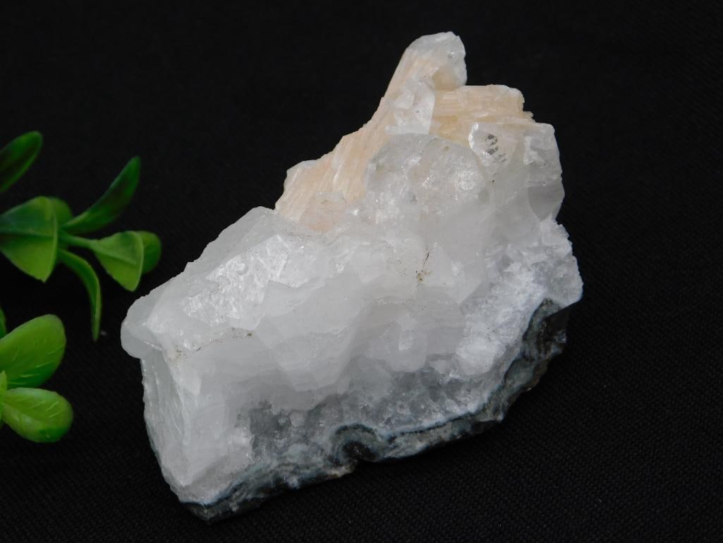 QUARTZ ROCK STONE LAPIDARY SPECIMEN (1 of 2)