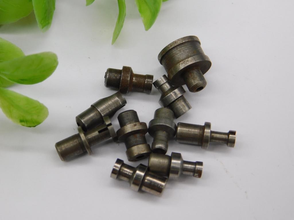 VINTAGE WATCHMAKER WATCHMAKING STUMP TOOLS 3012: Includes a mix of metal stump tools of varying shapes and sizes. Suitable for industrial applications or watchmaking projects requiring precision components. Made from durable metal materials for long