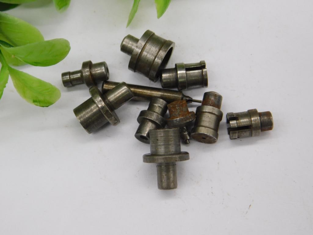 VINTAGE WATCHMAKER WATCHMAKING STUMP TOOLS 3028: Includes a mix of metal stump tools of varying shapes and sizes. Suitable for industrial applications or watchmaking projects requiring precision components. Made from durable metal materials for long