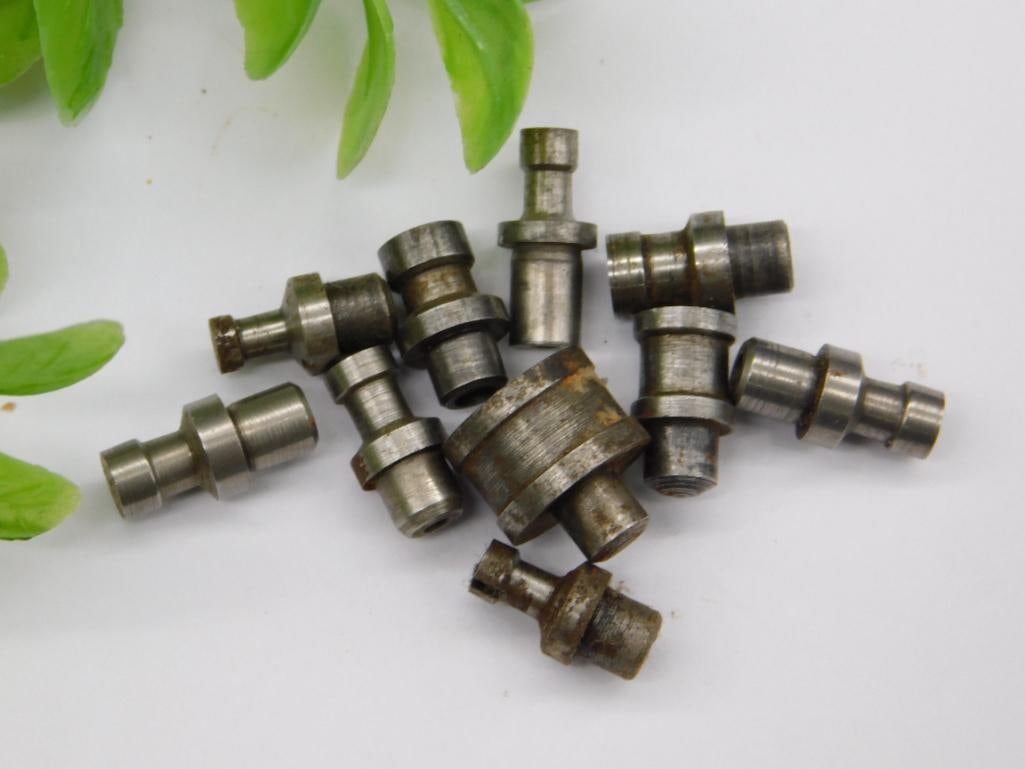 VINTAGE WATCHMAKER WATCHMAKING STUMP TOOLS 3080: Includes a mix of metal stump tools of varying shapes and sizes. Suitable for industrial applications or watchmaking projects requiring precision components. Made from durable metal materials for long