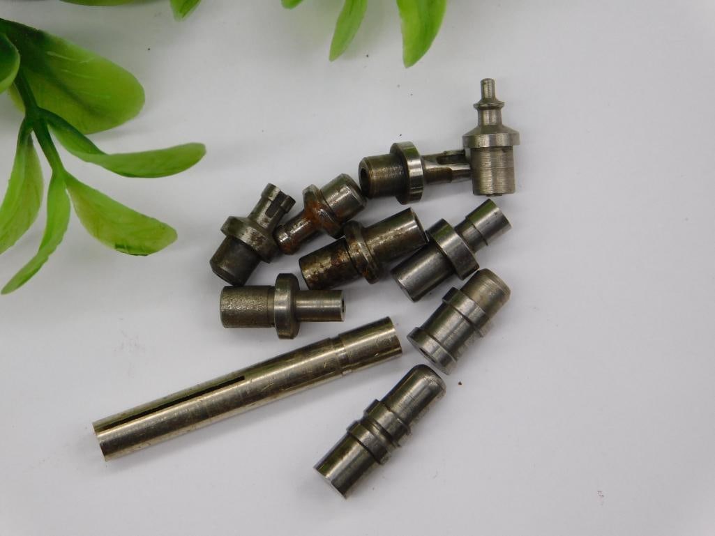 VINTAGE WATCHMAKER WATCHMAKING STUMP TOOLS 3146: Includes a mix of metal stump tools of varying shapes and sizes. Suitable for industrial applications or watchmaking projects requiring precision components. Made from durable metal materials for long
