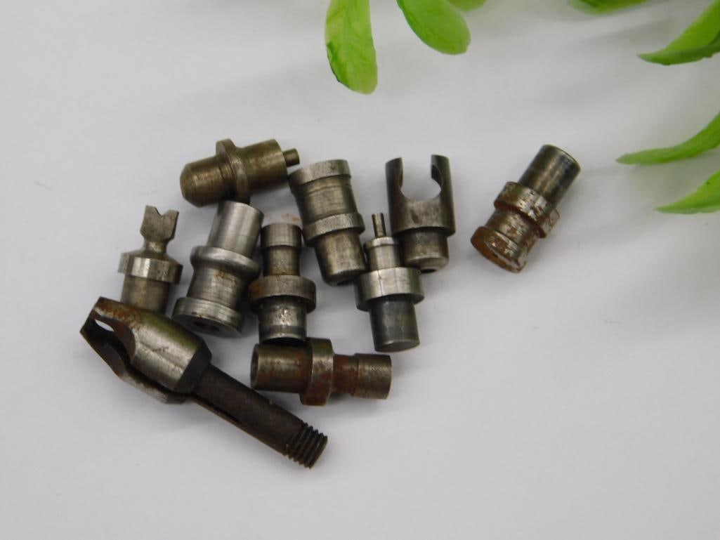 VINTAGE WATCHMAKER WATCHMAKING STUMP TOOLS 3179: Includes a mix of metal stump tools of varying shapes and sizes. Suitable for industrial applications or watchmaking projects requiring precision components. Made from durable metal materials for long